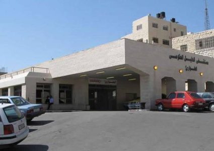 موظفو العقود بمستشفى الخليل: وزارة الصحة تماطل في تلبية مطالبنا