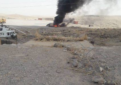 مقتل طيار أفغاني بعد تحطم مروحيته جنوبي البلاد