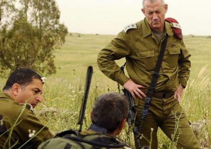 غانتس: غير معنيون بالتصعيد مع "حزب الله"