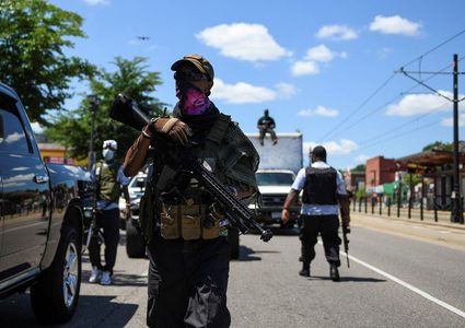 إصابة نحو60 شرطيا خلال احتجاجات بمدينة سياتل الأمريكية