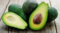 تناول الأفوكادو يمكن أن يحمي من آلام الظهر