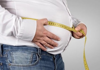 بريطانيا توقف العروض على الطعام لمحاربة السمنة