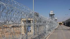 إدارة سجن النقب تبدأ بإجراء فحص كورونا لأسرى قسم 22