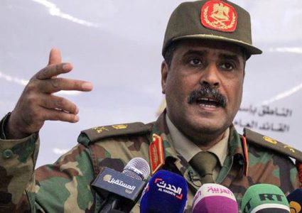 الجيش الليبي بقيادة حفتر يتهم تركيا بتهريب السلاح الى ليبيا