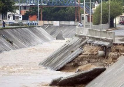 المكسيك: "هانا" تتسبب في وفاة شخصين وفقدان 4 أخرين