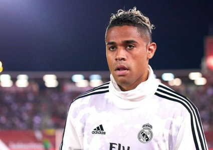 فايروس كورونا يستهدف نجم ريال مدريد