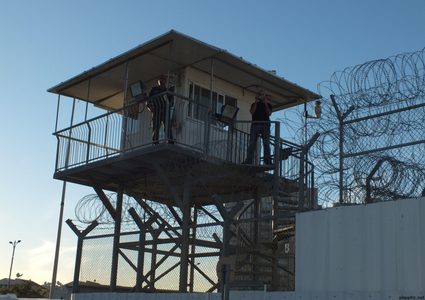 فروانة: 4500 أسير واسيرة في سجون الاحتلال عشية عيد الأضحى