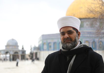 الكسواني: الرباط  في الأقصى بيوم عرفة واجب على كل مسلم