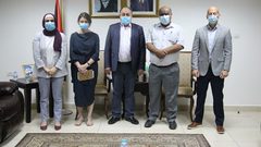 محافظ نابلس يلتقي مديرة العمليات للأونروا في فلسطين