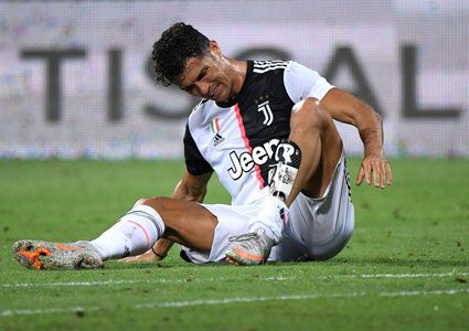 يوفنتوس يخسر من كالياري