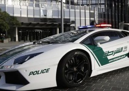 دبي: الشرطة تكثف من تواجدها على الشواطئ خلال عيد الأضحى