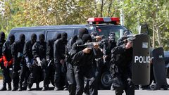طهران تقبض على زعيم جماعة تتخذ من الولايات المتحدة مقرا