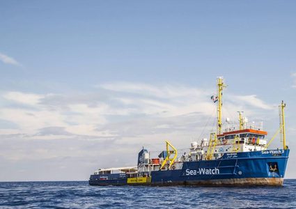 إيطاليا تحجر على المهاجرين المصابين بكورونا في البحر