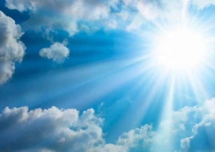 الاجواء الحارة مستمرة مع انخفاض طفيف على درجات الحرارة