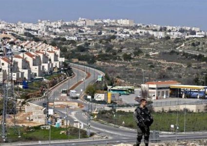 هآرتس تزعم: السلطة تدرس عودة التنسيق الأمني مع دولة الاحتلال