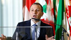 وزير الخارجية اللبناني يعتزم تقديم استقالته الاثنين