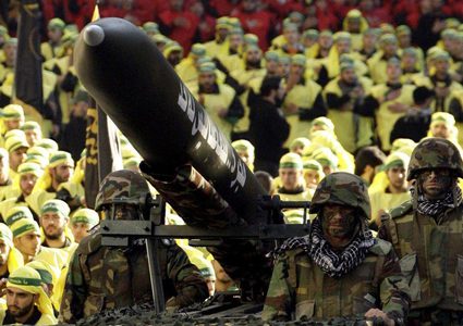 صحيفة بريطانية: حزب الله اللبناني يدرب جيشا إلكترونيا من السعودية