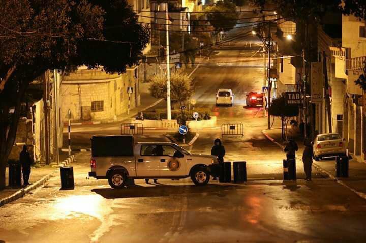 منع التنقل في قرية طورة جنوب غرب جنين بعد تسجيل اصابات بكورونا