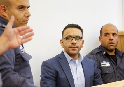 القدس: الاحتلال يفرج عن المحافظ غيث ومدير المخابرات وقيادي بفتح