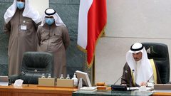 نواب البرلمان في الكويت يهاجمون الحكومة بسبب الوافدين