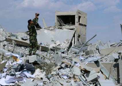 مقتل 15 شخصا في غارات جوية على مواقع إيرانية بريف البوكمال