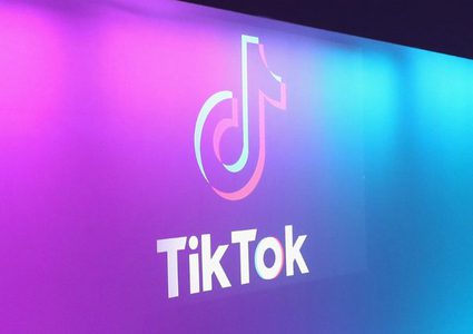 ترامب يضع شرطا مفاجئا لبيع تطبيق "تيك توك"