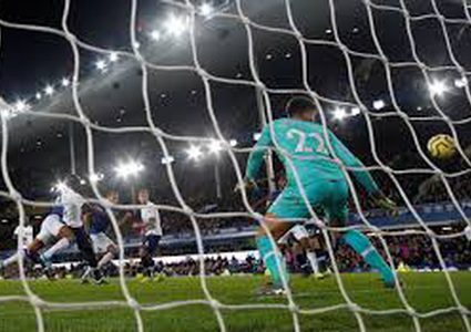 إجراءات صارمة من الاتحاد الإنجليزي لكرة القدم بسبب كورونا