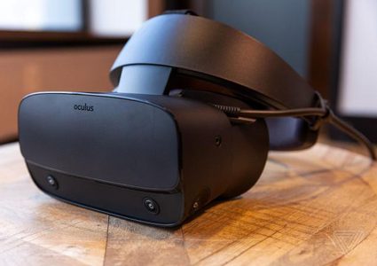 فيسبوك تطلق خوذتها الجديدة للواقع الافتراضي