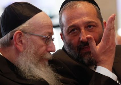 الأحزاب اليمينية تهدد نتنياهو بالتخلي عنه بسبب "صراع الميزانية"