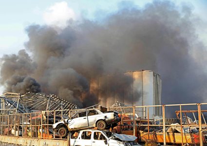 محلل سياسي لبناني: يجب تشكيل لجنة تحقيق دولية بتفجيرات مرفأ بيروت