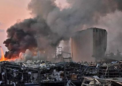 محافظ بيروت: الكارثة التي حلت بالعاصمة ضخمة ودمرت نصف المدينة