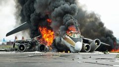 مصرع شخص واصابة اثنين بتحطم طائرة عسكرية كينية جنوب الصومال