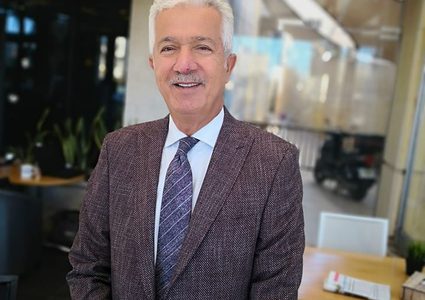 بسام ولويل ..شخصية وطنية صقلتها جامعة النجاح