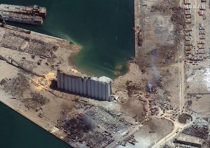 الأقمار الصناعية تظهر مرفأ بيروت قبل وبعد الانفجار