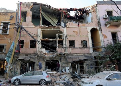 مصرع فرنسي وإصابة 24 آخرين بانفجار بيروت