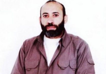 بعد الاستجابة لمطلبه..الأسير خليل أبو عرام يعلق إضرابه عن الطعام