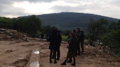 الاحتلال يعتدي على عدد من المواطنين غرب نابلس