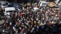 المواطنون في جنين يشيعون جثمان الشهيدة داليا السمودي ( 23 عاما) التي استشهدت برصاص قوات الاحتلال الاسرائيلي في مدينة فجر اليوم وهي تحاول اغلاق نافذة منزلها خوفا على طفلها الرضيع من قنابل الغاز.