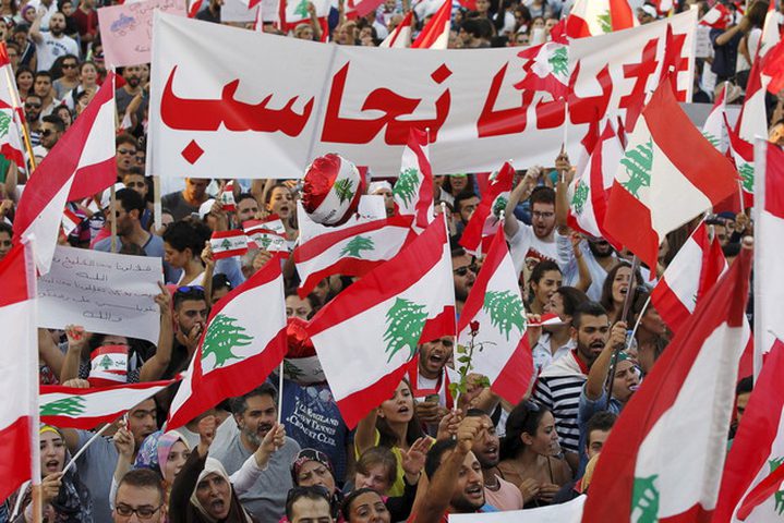 صحفية لبنانية: النظام اللبناني الفاسد هو من يتحمل مسؤولية ما يحدث