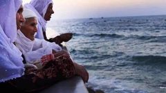 محلل: الاحتلال يهدف إلى "تدجين الفلسطينيين" من خلال رحلات الداخل