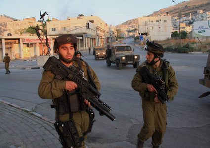 طوباس: الاحتلال يقتحم سهل البقيعة وقرية عاطوف والرأس الاحمر