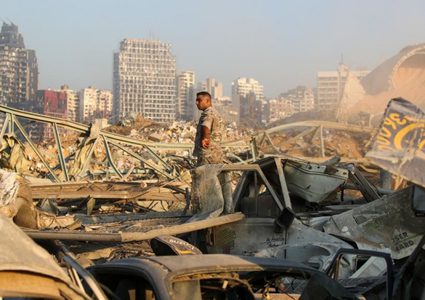 محلل سياسي: توجه لاستقالة جماعية للحكومة اللبنانية