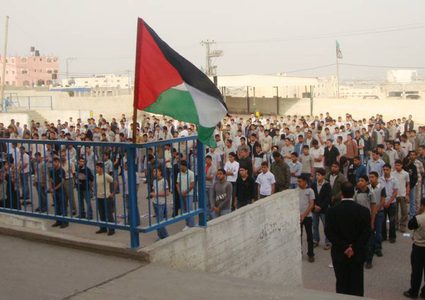 التربية: تعليق الدوام بالمدارس التي سجلت فيها اصابات بكورونا