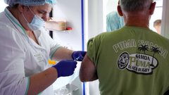 تحذير من تناول المشروبات الكحولية يوم التطعيم