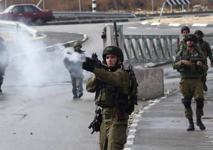 إصابة شابين برصاص الاحتلال في طولكرم