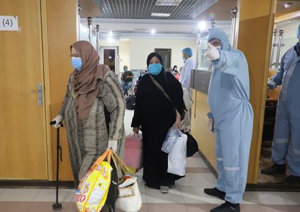 وصول 1841 عالقا ومغادرة 1142 مسافرا عبر معبر رفح خلال ثلاثة أيام