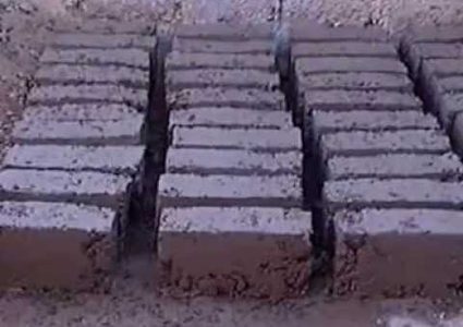 تطوير لبنات خاصة بتخزين الكهرباء وإضاءة البيوت