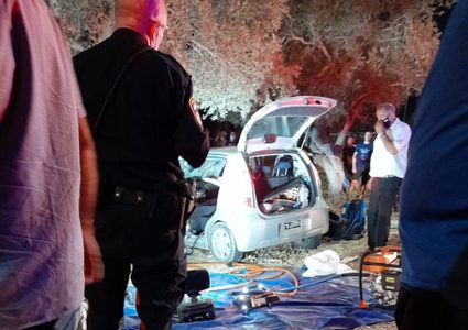 مصرع فتاة من قرية الشعب اثر حادث سير