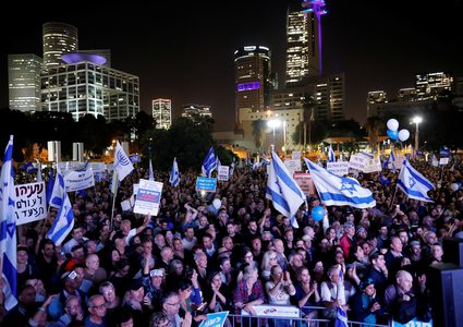 الآلاف يتظاهرون في دولة الاحتلال ضد نتنياهو وحكومته