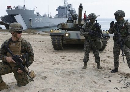 واشنطن تعلن تعزيز وحدتها العسكرية في بولندا بألف عسكري